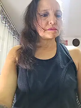 Alexamontiel  online show from April 4, 3:53 pm