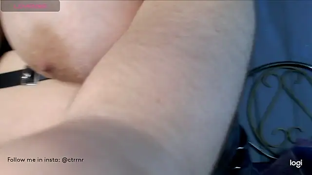 Snapshot of Camilleturn18 chatting on March 3, 6:41 am Camilleturn18 online show from March 3, 6:41 am