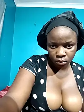 Snapshot of YummyBoobs_ chatting on February 21, 11:50 pm YummyBoobs online show from February 21, 11:50 pm