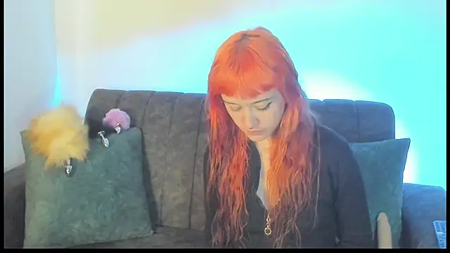 velmoon online show from April 11, 8:13 pm