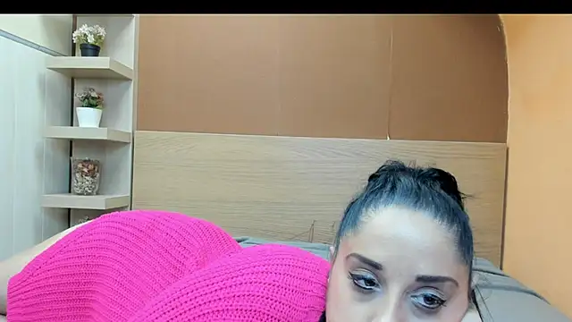 PinkyTwerkyX online show from April 12, 1:05 pm