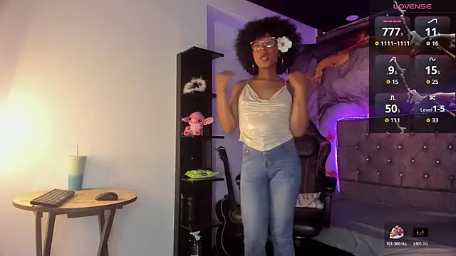 CataleyaMoon  online show from May 7, 7:41 pm