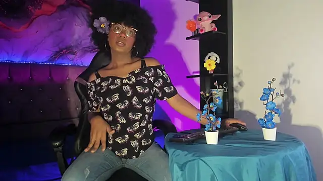 CataleyaMoon  online show from May 28, 7:44 pm