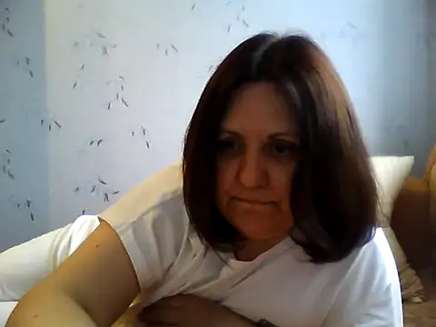 LockyCharm111 online show from May 9, 3:39 pm