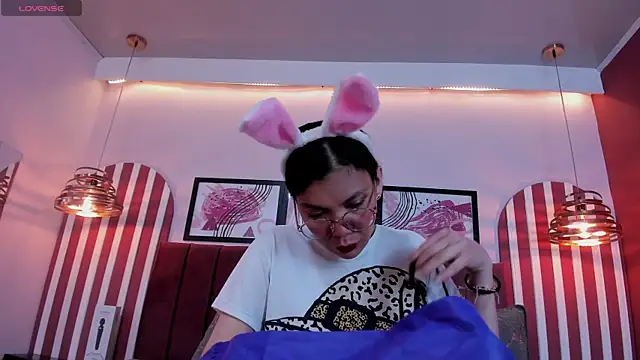 candice johnss online show from February 19, 12:34 pm