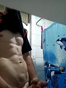 Snapshot of joseph28c chatting on February 10, 9:08 pm joseph28c online show from February 10, 9:08 pm