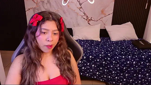 Snapshot of Sophie19__ chatting on March 2, 12:12 pm Sophie19 online show from March 2, 12:12 pm