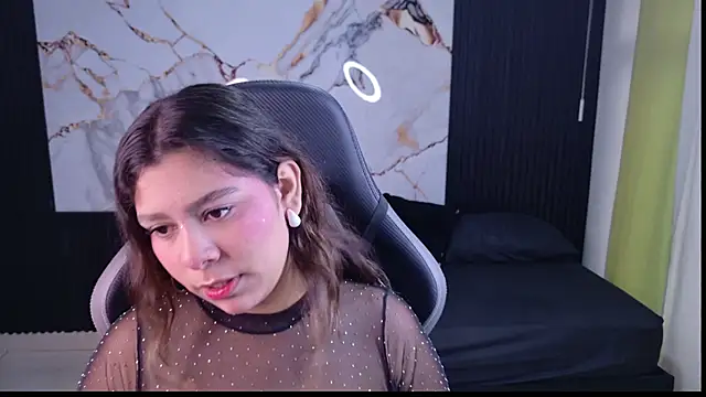 Sophie19   online show from April 1, 11:33 am