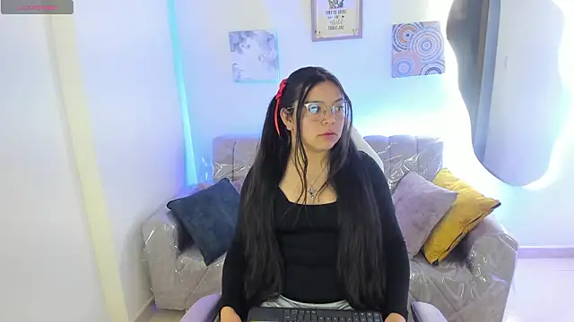 Afrodita rouss online show from February 18, 8:27 pm