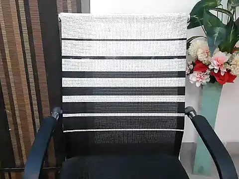 Snapshot of _chitranshi chatting on February 13, 5:25 am chitranshi online show from February 13, 5:25 am