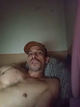Snapshot of segnini21 chatting on July 1, 5:42 am segnini21 online show from July 1, 5:42 am