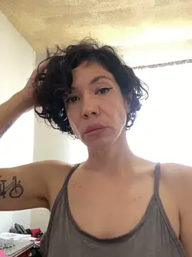 Snapshot of JeanneDuval8888 chatting on February 16, 10:28 pm JeanneDuval8888 online show from February 16, 10:28 pm