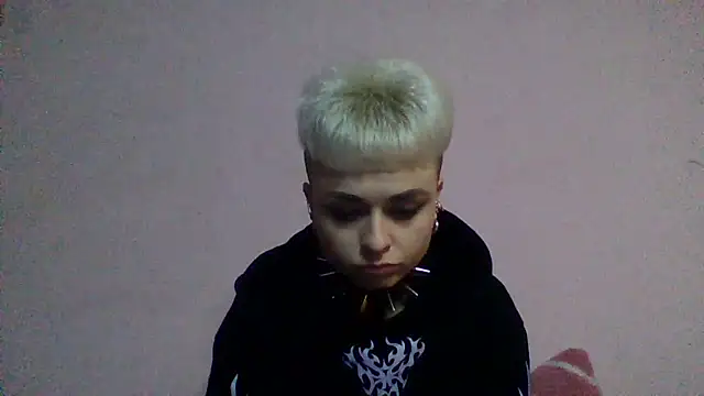 Snapshot of AlisaDear257 chatting on February 10, 1:59 pm AlisaDear257 online show from February 10, 1:59 pm