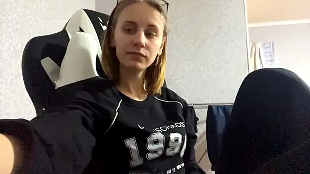 Sweety Burger online show from February 18, 4:14 pm