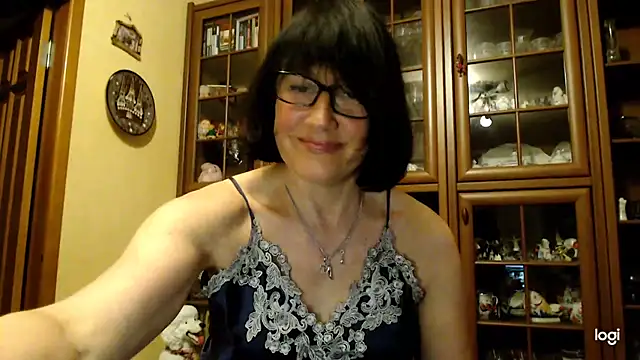 Vlastelina online show from April 18, 7:58 pm