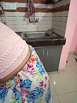 Snapshot of Anaya000 chatting on February 24, 4:27 pm Anaya000 online show from February 24, 4:27 pm