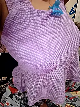 Snapshot of Anaya000 chatting on March 1, 7:16 pm Anaya000 online show from March 1, 7:16 pm