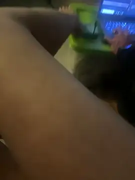 Snapshot of Babig78 chatting on February 14, 7:21 pm Babig78 online show from February 14, 7:21 pm