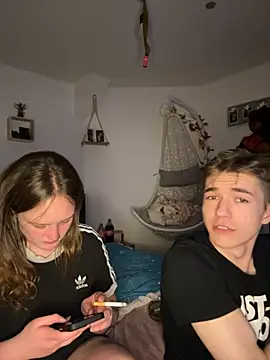 Maryjane-Spidermann online show from March 1, 8:11 pm