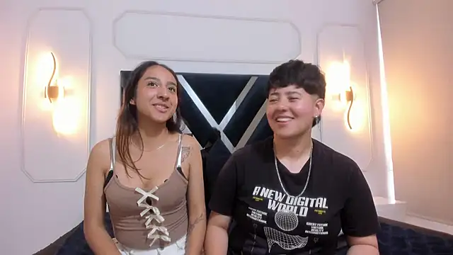 Snapshot of Gaia_n_Nix chatting on February 10, 8:13 pm Gaia n Nix online show from February 10, 8:13 pm