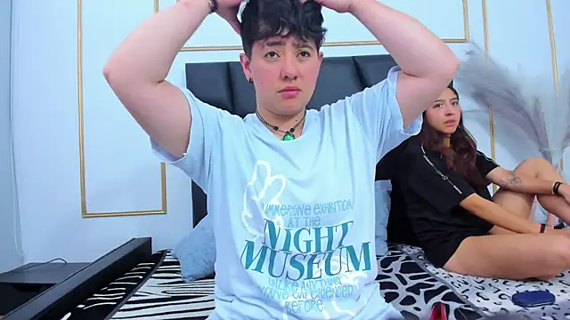 Gaia n Nix online show from April 4, 4:33 am