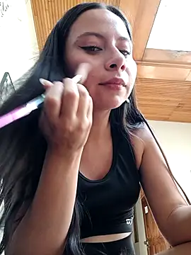 Snapshot of Mei_hells chatting on March 1, 8:44 pm Mei hells online show from March 1, 8:44 pm