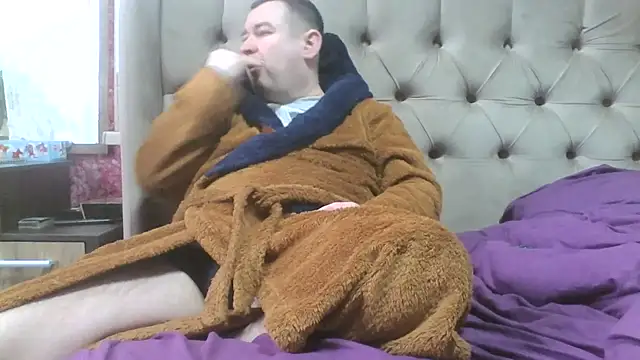 Snapshot of Shailadiess chatting on March 3, 12:55 pm Shailadiess online show from March 3, 12:55 pm