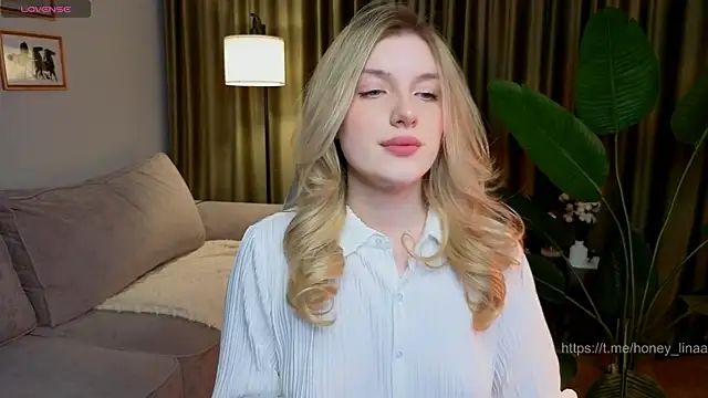 honey kors online show from April 15, 7:10 pm