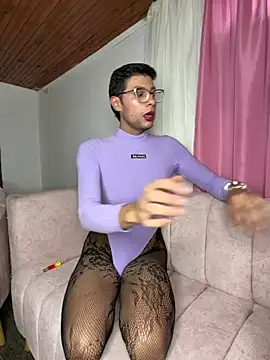 Miissy  online show from May 19, 9:21 pm