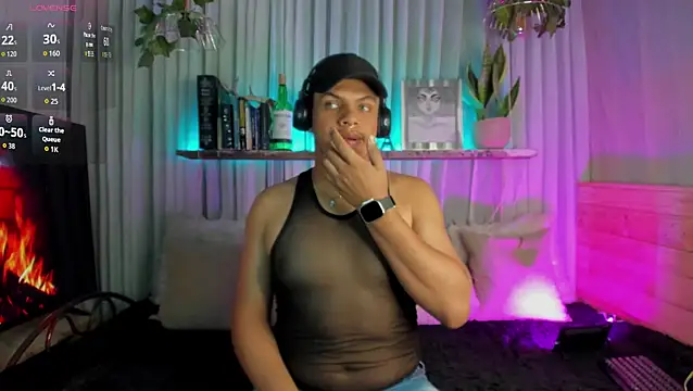 Miss-liaa online show from March 1, 3:03 pm