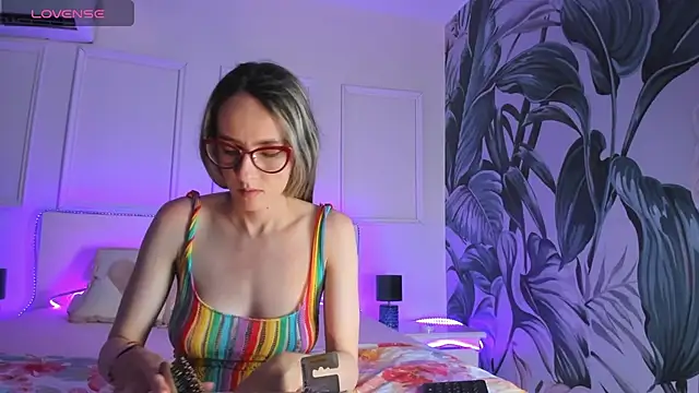 Hada Magica online show from March 13, 7:20 pm