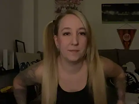 Ninimaus online show from February 20, 9:04 pm