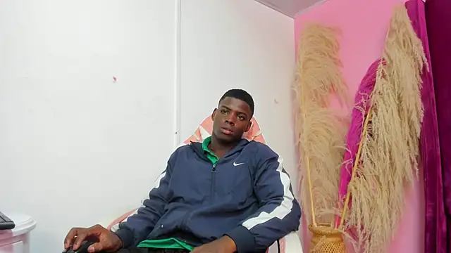 pipeking020 online show from April 1, 4:13 am