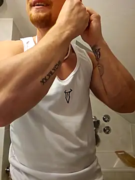 Snapshot of EddyRise- chatting on February 25, 5:55 pm EddyRise- online show from February 25, 5:55 pm