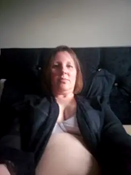 maturekate online show from February 12, 4:13 pm