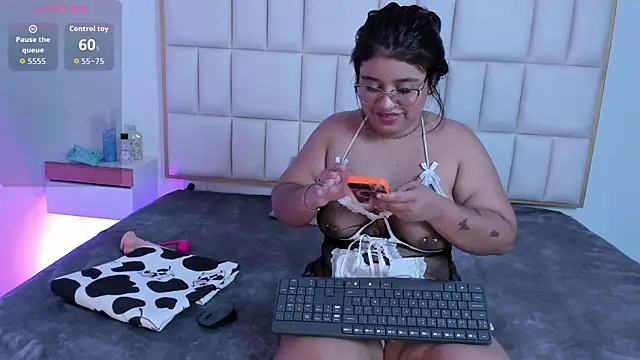 abigail johnson online show from April 10, 2:39 am