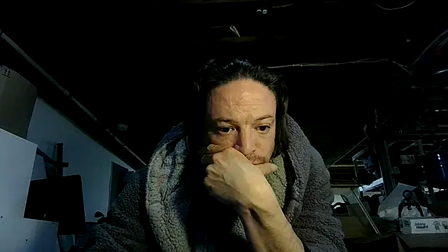 Snapshot of ShadowLove85 chatting on February 12, 5:19 pm ShadowLove85 online show from February 12, 5:19 pm