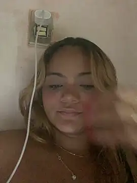 ayla0881 online show from February 21, 6:53 pm