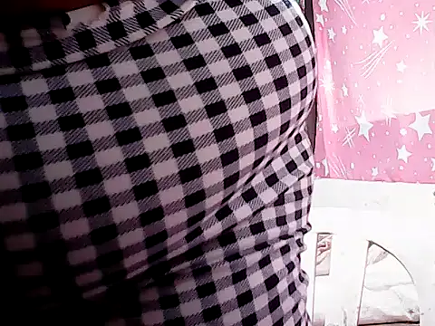 Snapshot of naughty_asian11 chatting on July 22, 12:35 am naughty asian11 online show from July 22, 12:35 am