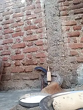 Snapshot of Anjli_hote chatting on February 15, 4:42 am Anjli hote online show from February 15, 4:42 am