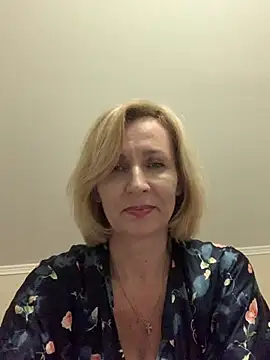 Snapshot of VeltaMur975 chatting on February 22, 5:00 pm VeltaMur975 online show from February 22, 5:00 pm