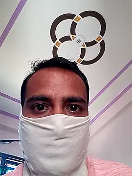 Snapshot of kuldeep12341 chatting on February 24, 4:21 am kuldeep12341 online show from February 24, 4:21 am