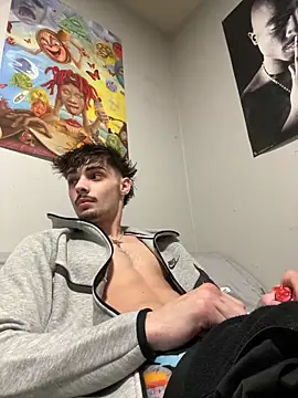 benriskey12 online show from February 12, 7:58 am