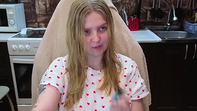 Snapshot of AnitaXVine chatting on June 15, 7:49 pm AnitaXVine online show from June 15, 7:49 pm
