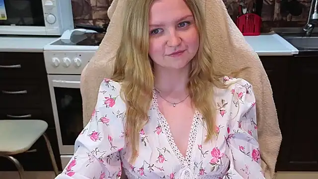 Snapshot of AnitaXVine chatting on June 28, 6:14 pm AnitaXVine online show from June 28, 6:14 pm