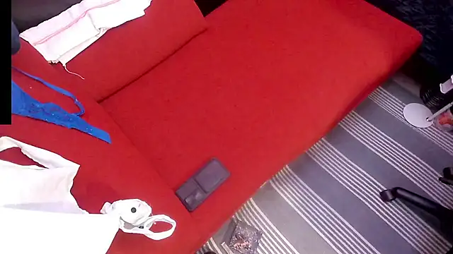 YouAndMe-forever online show from April 6, 8:21 pm