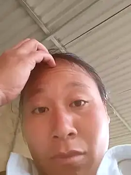 Snapshot of plump-bums chatting on February 18, 1:34 am plump-bums online show from February 18, 1:34 am