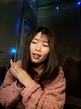 Girl-crazy1 online show from March 11, 1:55 am