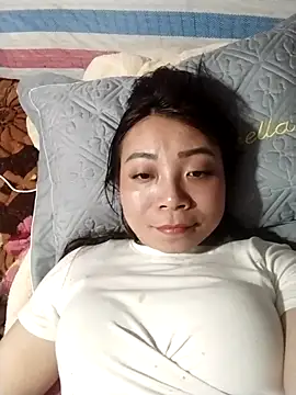 Snapshot of cute-shine chatting on February 15, 12:36 pm cute-shine online show from February 15, 12:36 pm