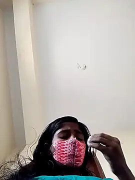 Snapshot of Sexy_Boudi650 chatting on February 15, 2:52 am Sexy Boudi650 online show from February 15, 2:52 am